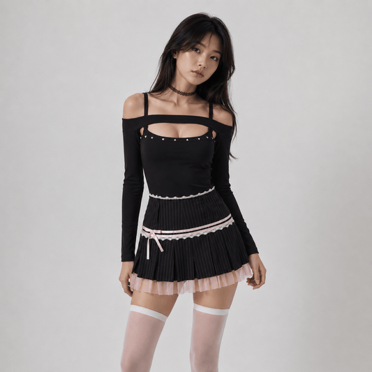 Kawaiies Collection - Apparel - Rosette Pinstripe Pleated Mini Skirt