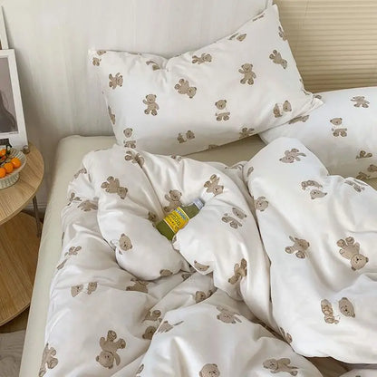 Vintage Bear Cute Polyester Bedding Set with Bed Sheet