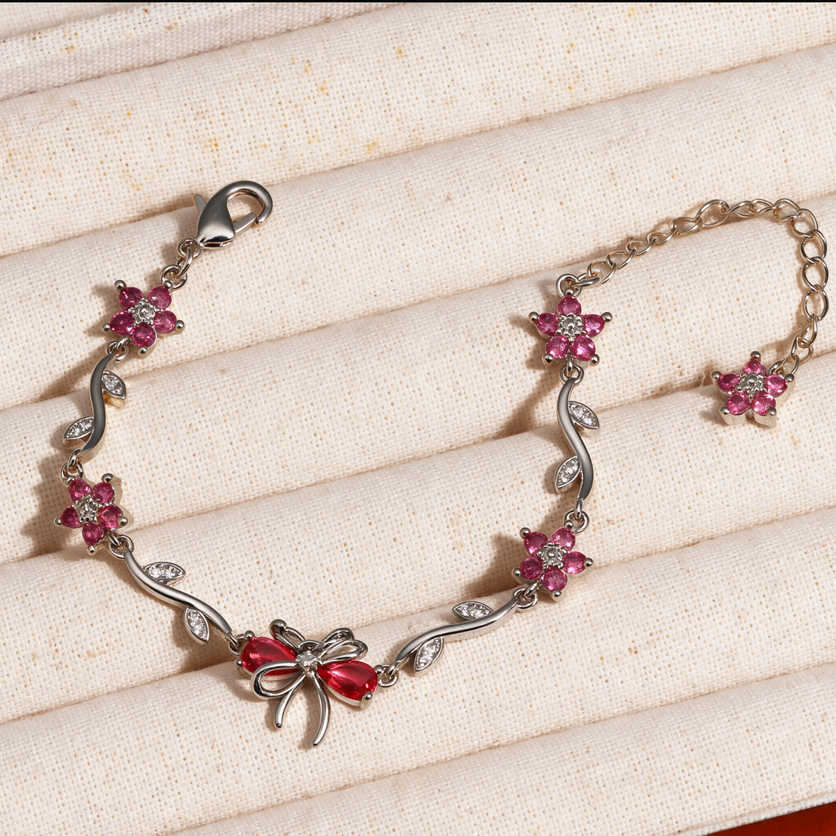 Sweetheart Bowknot Floral Bracelet
