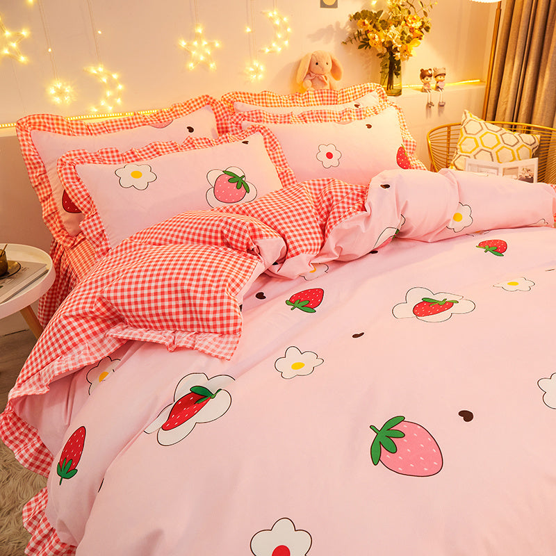 Dreaming Strawberry Kawaii Bedding Set without Bed Sheet