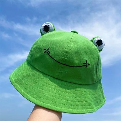 https://www.kawaiies.com/cdn/shop/products/kawaiies-plushies-plush-softtoy-fun-frog-bucket-hat-accessories-green-395272.jpg?v=1620837281