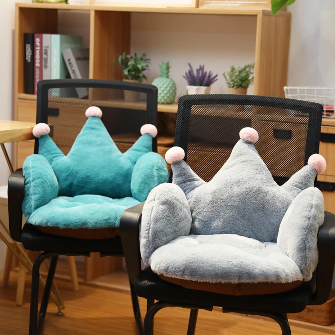 https://www.kawaiies.com/cdn/shop/products/kawaiies-plushies-plush-softtoy-kings-and-queens-crown-seat-pillow-new-accessories-924718.jpg?v=1609949388
