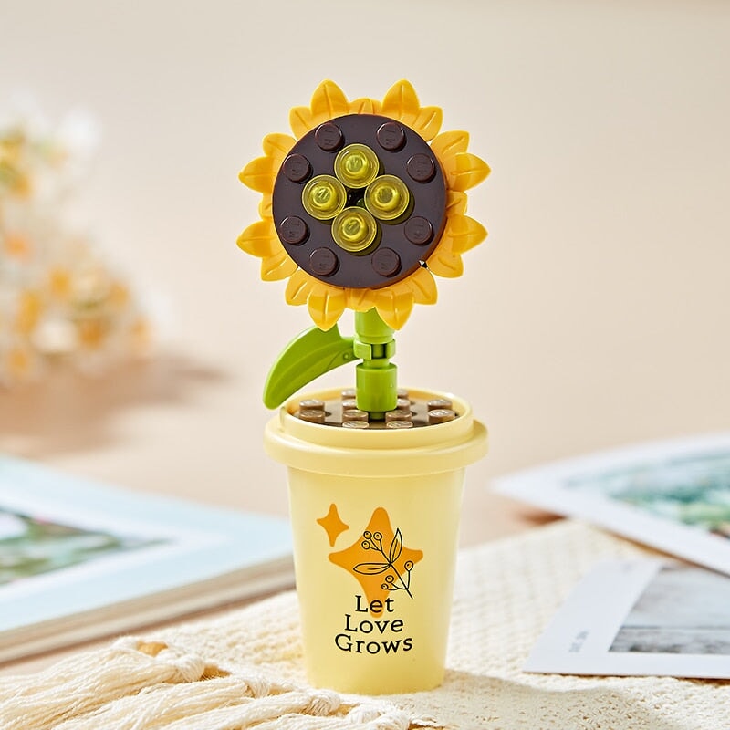 kawaiies-softtoys-plushies-kawaii-plush-My Timeless and Cheerful Flower in a Pot Building Blocks | NEW Build it 3 
