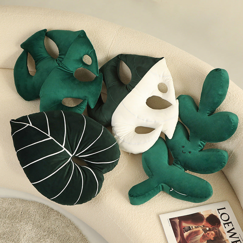 https://www.kawaiies.com/cdn/shop/products/kawaiies-plushies-plush-softtoy-nordic-green-lifelike-leaf-plushies-pillow-soft-toy-851487_1024x1024.jpg?v=1661873553