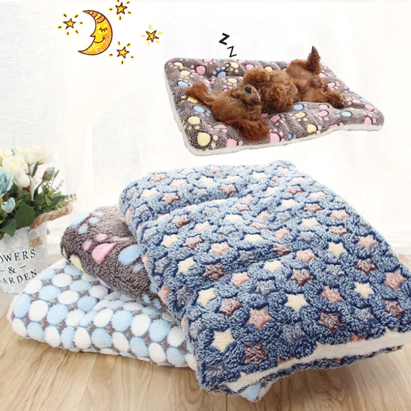 Keep Your Pet Cozy And Comfortable With This Thickened Pet Bed Mat